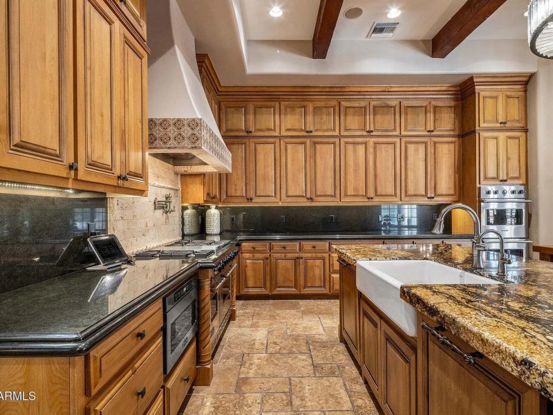 9de39a7fc601ab1107db92565f418987-uncropped_scaled_within_1536_1152